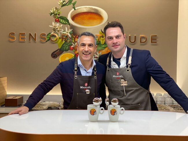 IL CAFFE E COME UN ATTIMO FUGGENTE 04