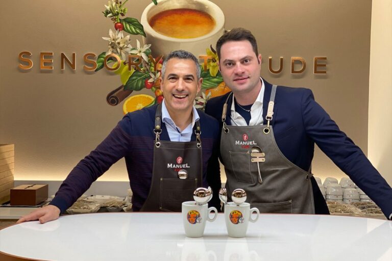 IL CAFFE E COME UN ATTIMO FUGGENTE 04